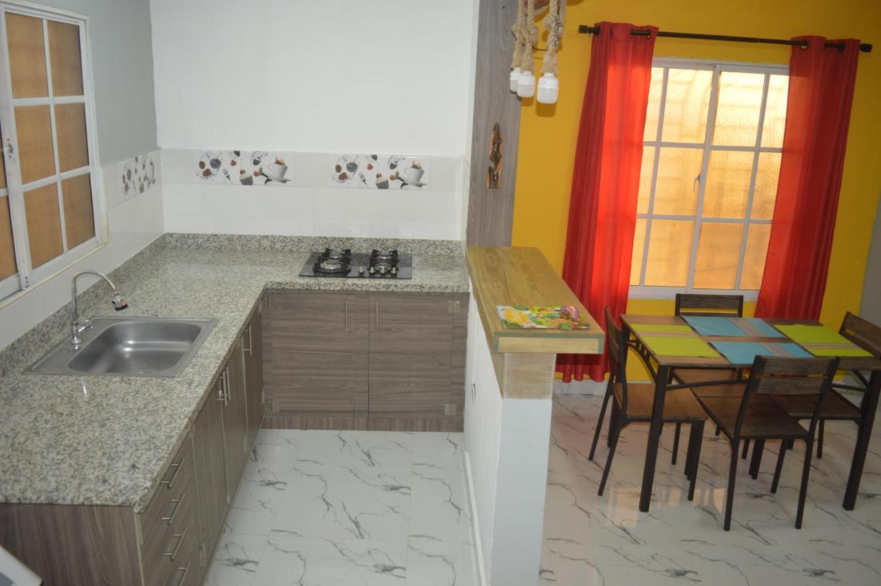 Apartamento Amueblado Caribe, Santo Domingo A 10 Minutos Del Aeropuerto Internacional De Las Americas Екстер'єр фото